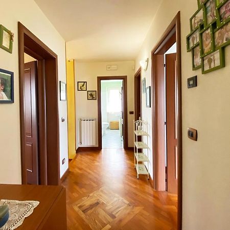 La Madonnina Bed & Breakfast Querceta Dış mekan fotoğraf